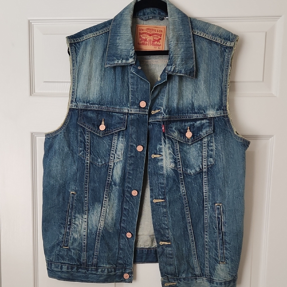 Levi's Classic Blue Denim Vest for Men